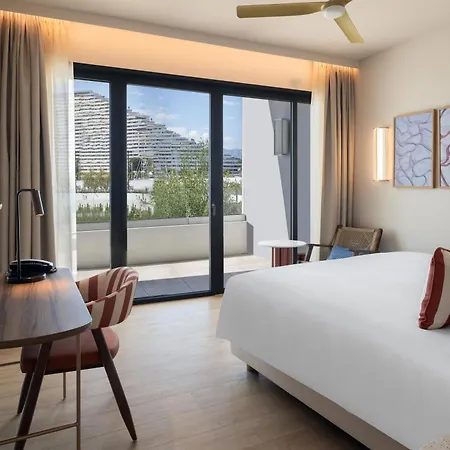 Marina Baie Des Anges Hôtel, Curio Collection By Hilton 4*