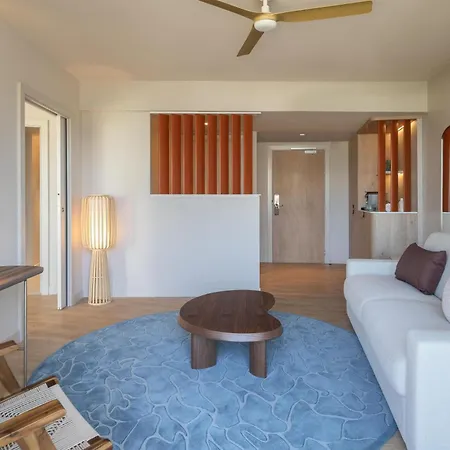 Hotel Marina Baie Des Anges Hôtel, Curio Collection By Hilton 4*