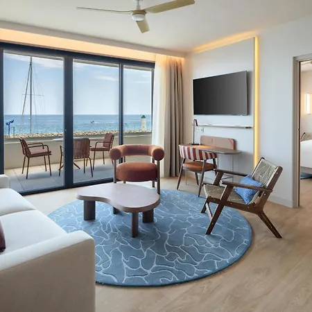 Marina Baie Des Anges Hôtel, Curio Collection By Hilton Hotel Villeneuve-Loubet